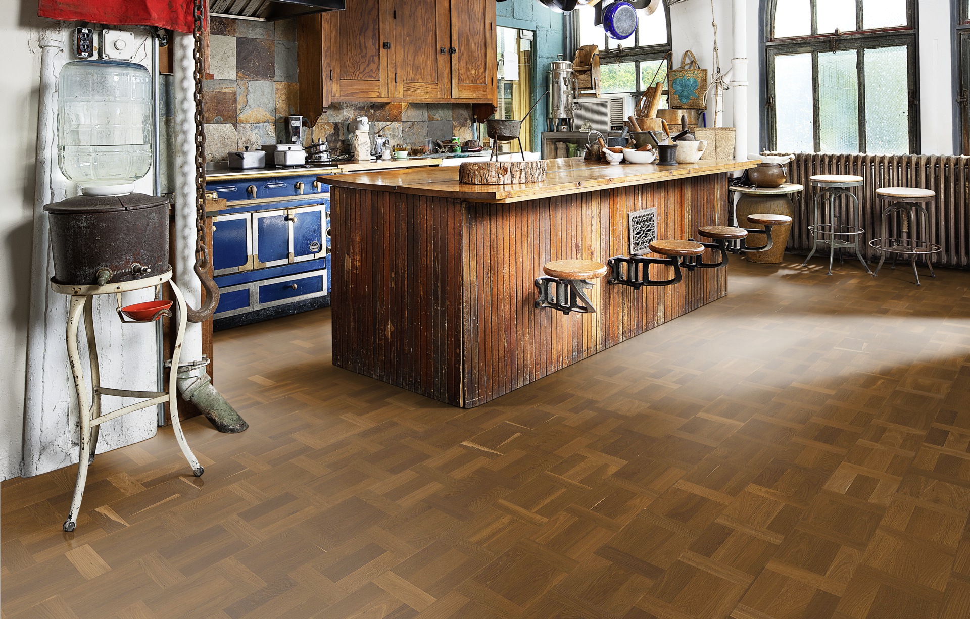 Паркетная доска Kahrs Европейский Ренессанс Дуб Палаццо Фумо Palazzo Fumo 15313REK15KW240 Lively 2426×198,5×15 фото в интерьере Паркетная доска Kahrs Европейский Ренессанс Дуб Палаццо Фумо Palazzo Fumo 15313REK15KW240 Lively 2426×198,5×15 фото в интерьере